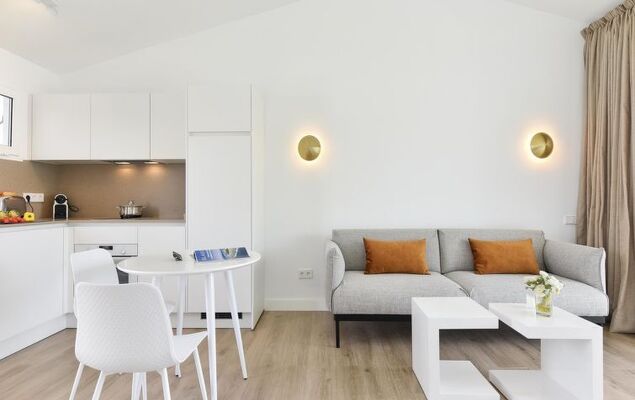 Santa Barbara EMB5 - Photo 10