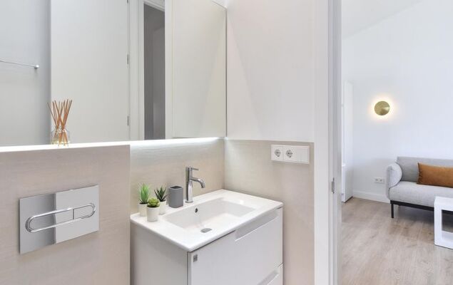 Santa Barbara EMB5 - Photo 18